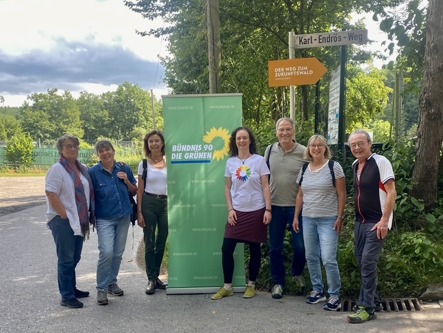 Mitgliederaktion im Zukunftswald